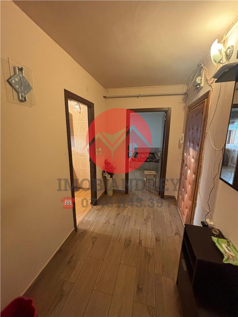 Apartament 3 camere str. Victoriei, mobilat complet, ideal muncitori