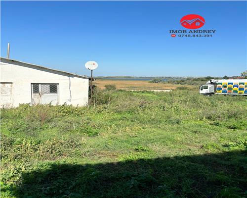Teren 5023 mp cu hale si grajduri – Zona Mineri, ideal industrial