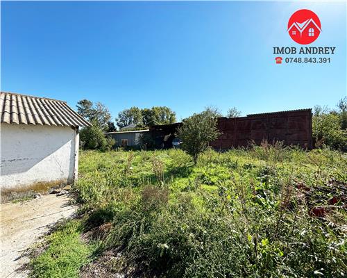 Teren 5023 mp cu hale si grajduri – Zona Mineri, ideal industrial