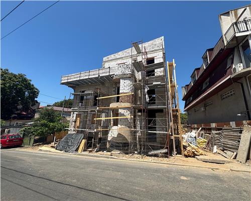 Cladire moderna în curs de renovare – 550 mp, ultracentral, Tulcea
