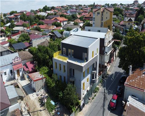 Cladire moderna în curs de renovare – 550 mp, ultracentral, Tulcea