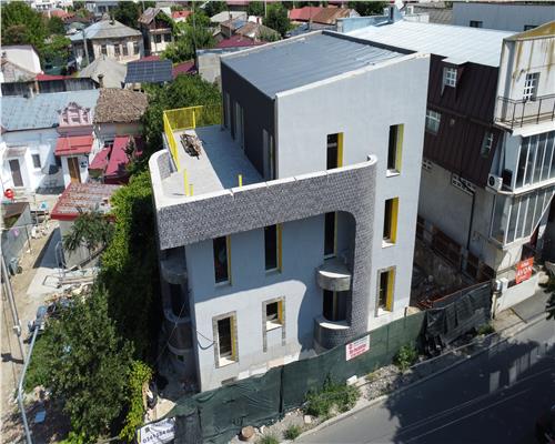 Cladire moderna în curs de renovare – 550 mp, ultracentral, Tulcea