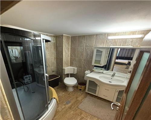 Casa tip duplex complet mobilata, curte 250 mp, garaj, foisor, zona linistita