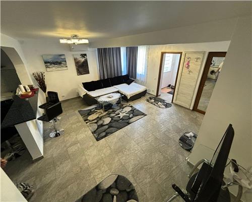 Casa tip duplex complet mobilata, curte 250 mp, garaj, foisor, zona linistita