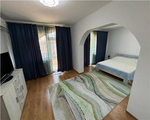 Casa tip duplex complet mobilata, curte 250 mp, garaj, foisor, zona linistita