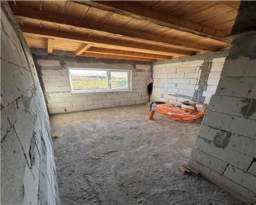 Casa noua de vanzare, parter + mansarda, în Malcoci