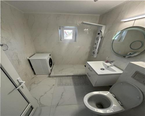 Apartament 2 camere decomandat, mobilat, etaj 3 – Cartier E3
