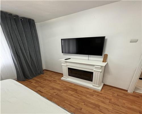 Apartament 2 camere decomandat, mobilat, etaj 3 – Cartier E3