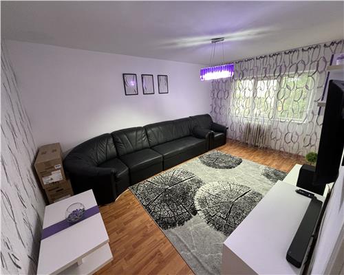 Apartament 2 camere decomandat, mobilat, etaj 3  Cartier E3