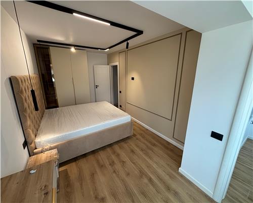 Apartament 3 camere ultracentral, prima închiriere