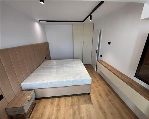 Apartament 3 camere ultracentral, prima închiriere