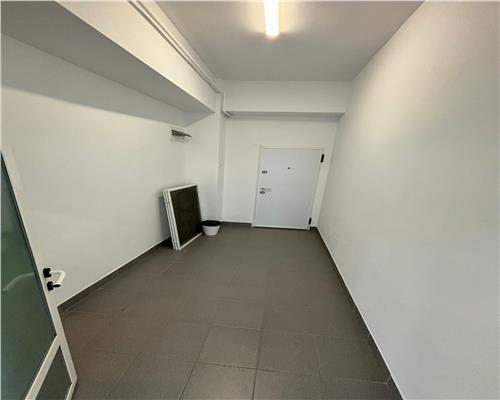 Spatiu comercial de închiriat – ideal pentru birouri, complet renovat