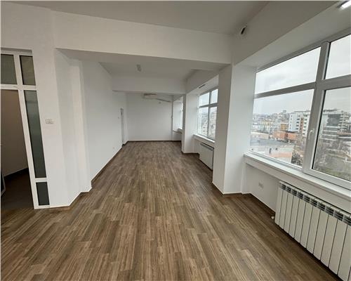 Spatiu comercial de închiriat – ideal pentru birouri, complet renovat