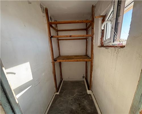 Apartament 3 camere decomandat – 68 mp, centrala proprie, Piata Noua