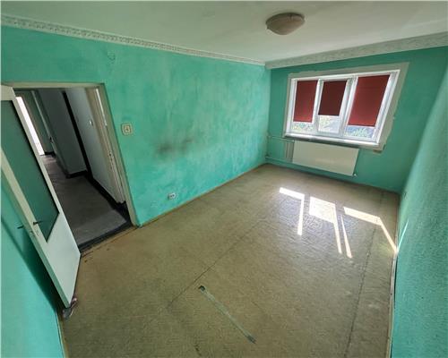 Apartament 3 camere decomandat – 68 mp, centrala proprie, Piata Noua