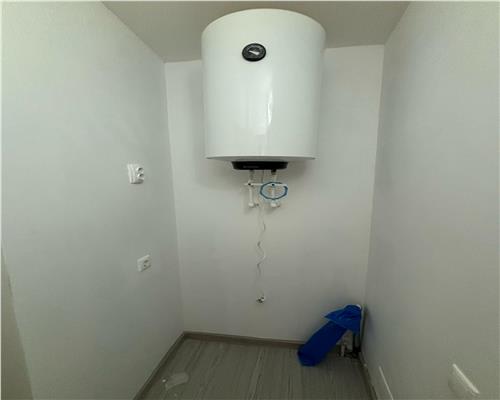 Apartament 2 camere de închiriat pe strada Alunisului, recent renovat, nemobilat