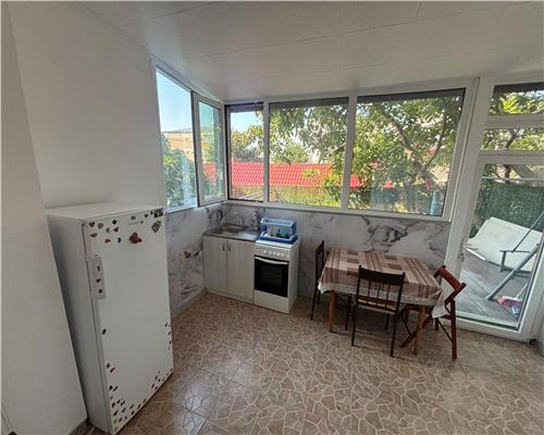 Inchiriere apartament 3 camere, open-space, zona Pelican
