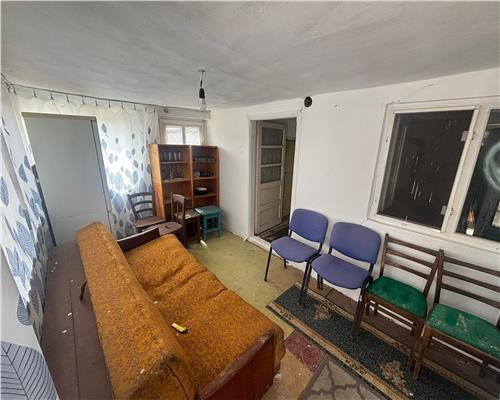 Casa batrâneasca de vânzare, zona Taberei, 372mp teren
