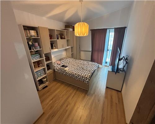 Vila spatioasa si moderna în Zona 9 Mai