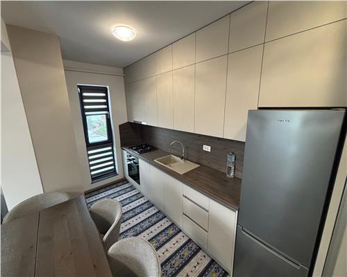 Apartament 2 camere ultracentral, lux, cu terasa si vedere la Dunare