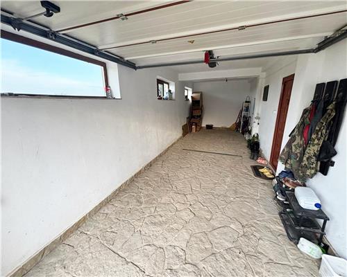 Casa spatioasa si solida in Mineri, ideala pentru familie sau pensiune
