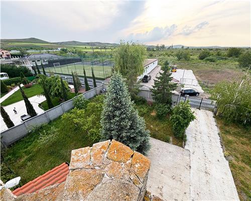 Casa spatioasa si solida in Mineri, ideala pentru familie sau pensiune