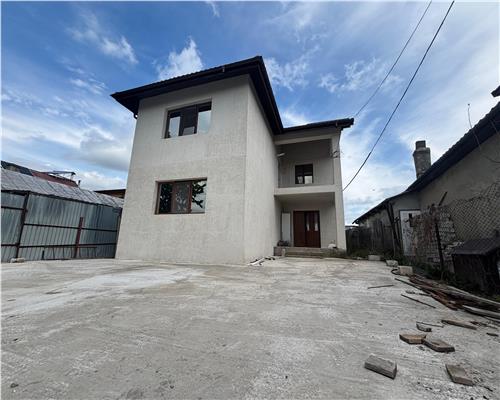 Casa P+1 spatioasa cu 3 dormitoare, 228 mp, teren 300 mp