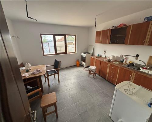 Casa P+1 spatioasa cu 3 dormitoare, 228 mp, teren 300 mp