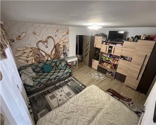 Apartament 2 camere, 65 mp, parter înalt, strada Isaccei, renovat, Tulcea