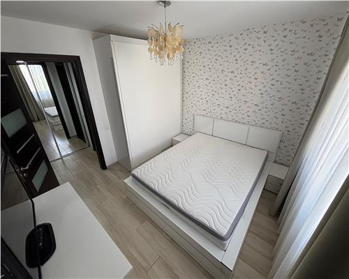 Apartament 2 camere renovat, central, aproape de faleza