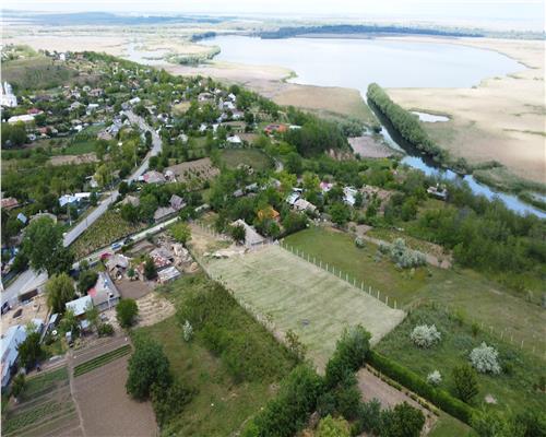 Teren 3.094 mp intravilan de vânzare în Parches, aproape de Tulcea