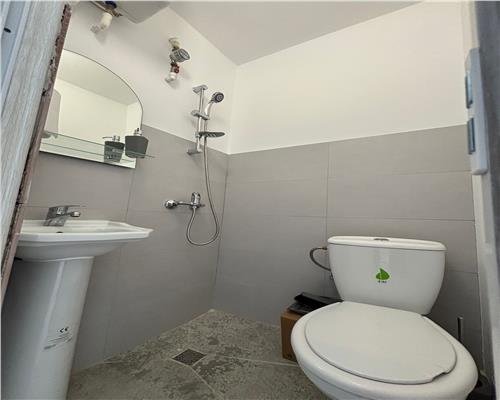 Garsoniera 11 mp, renovata complet, etaj 3, cartier Vest