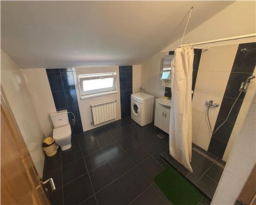 Casa spatioasa de închiriat pentru muncitori, în Mineri, lânga Tulcea