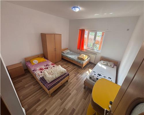 Casa spatioasa de închiriat pentru muncitori, în Mineri, lânga Tulcea