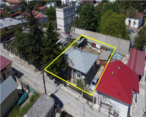 Casa de vânzare 3 camere zona ultracentrala, renovata, mobilata