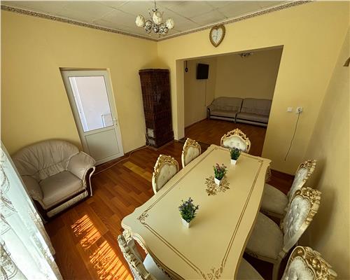 Casa de vânzare 3 camere zona ultracentrala, renovata, mobilata