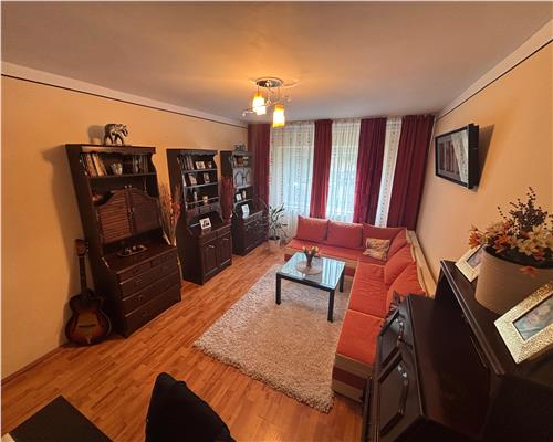 Apartament 3 camere, 71 mp, parter înalt, 2 bai, 2 balcoane