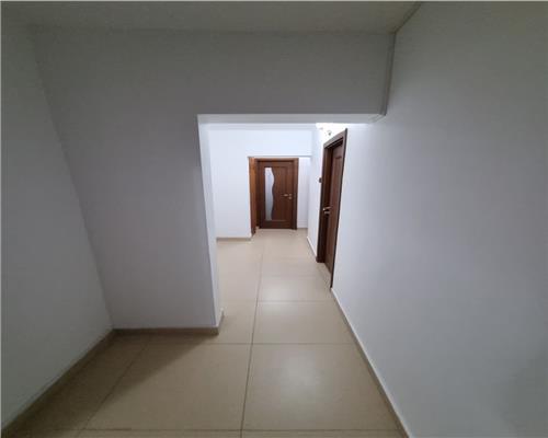 Apartament 3 camere decomandat, etaj 1, mobilat, Piata Noua, 66 mp