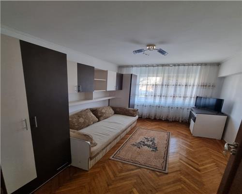 Apartament 3 camere decomandat, etaj 1, mobilat, Piata Noua, 66 mp