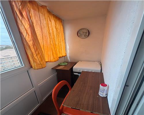 Garsoniera moderna de închiriat, mobilata complet, bloc nou cu lift, zona Centrala