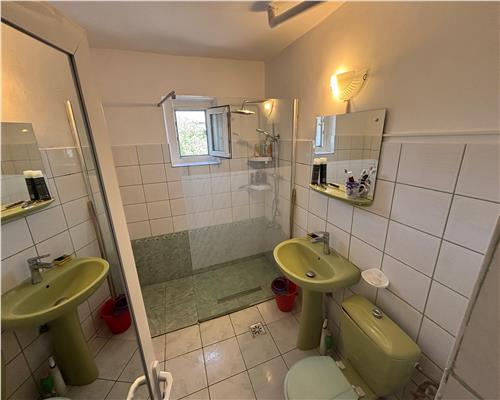 Apartament 2 camere, 55 mp, mobilat, etaj 3, parcare inclusa, zona E3