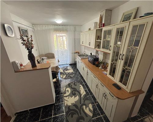 Apartament 2 camere, 55 mp, mobilat, etaj 3, parcare inclusa, zona E3