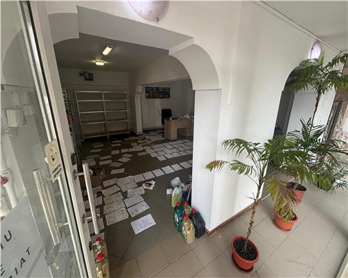 Spatiu comercial 42 mp, parter, Piata Noua – de vânzare sau închiriere