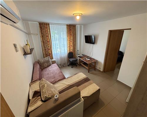 Apartament 2 camere renovat, mobilat, ideal locuit/investitie, Neptun
