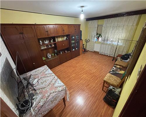 Apartament 2 camere decomandat, C5, centrala gaz, mobilat complet, AC