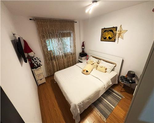 Apartament 4 camere, 90 mp, parter, mobilat complet – Cartier C5
