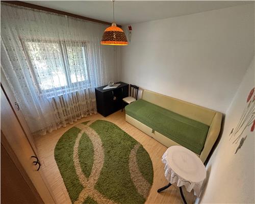 Vanzare apartament 2 camere decomandat, E3