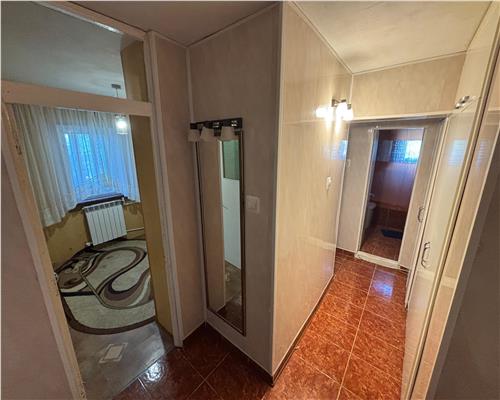 Vanzare apartament 2 camere decomandat, E3
