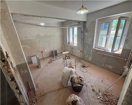 Apartament 3 camere decomandat, ultracentral