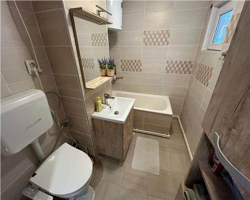 Apartament 3 camere, ultracentral, renovat 2022, bloc cu lift, mobilat